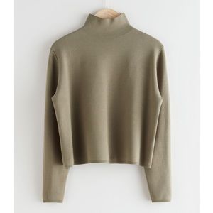 & Other Stories Cropped Relaxed Fit Turtleneck